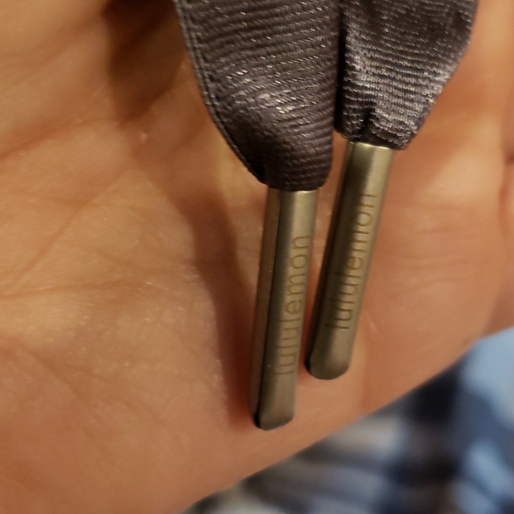 Lululemon Plaid Jacket - Picture 5 of 8